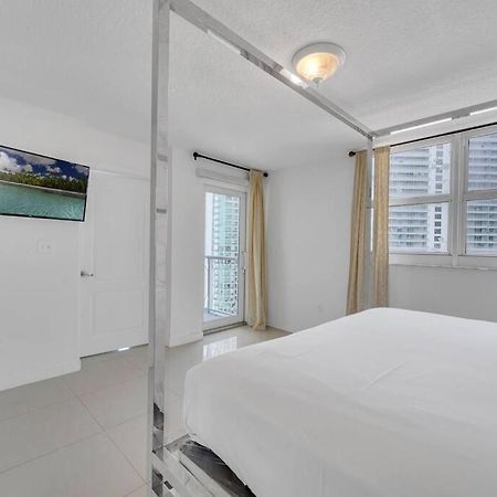 Apartamento Luxurious Private Unit With Parking Miami Exterior foto