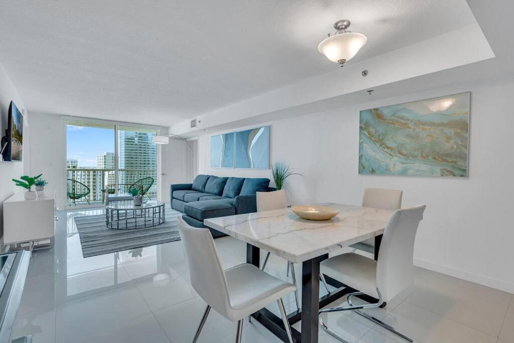 Apartamento Luxurious Private Unit With Parking Miami Exterior foto